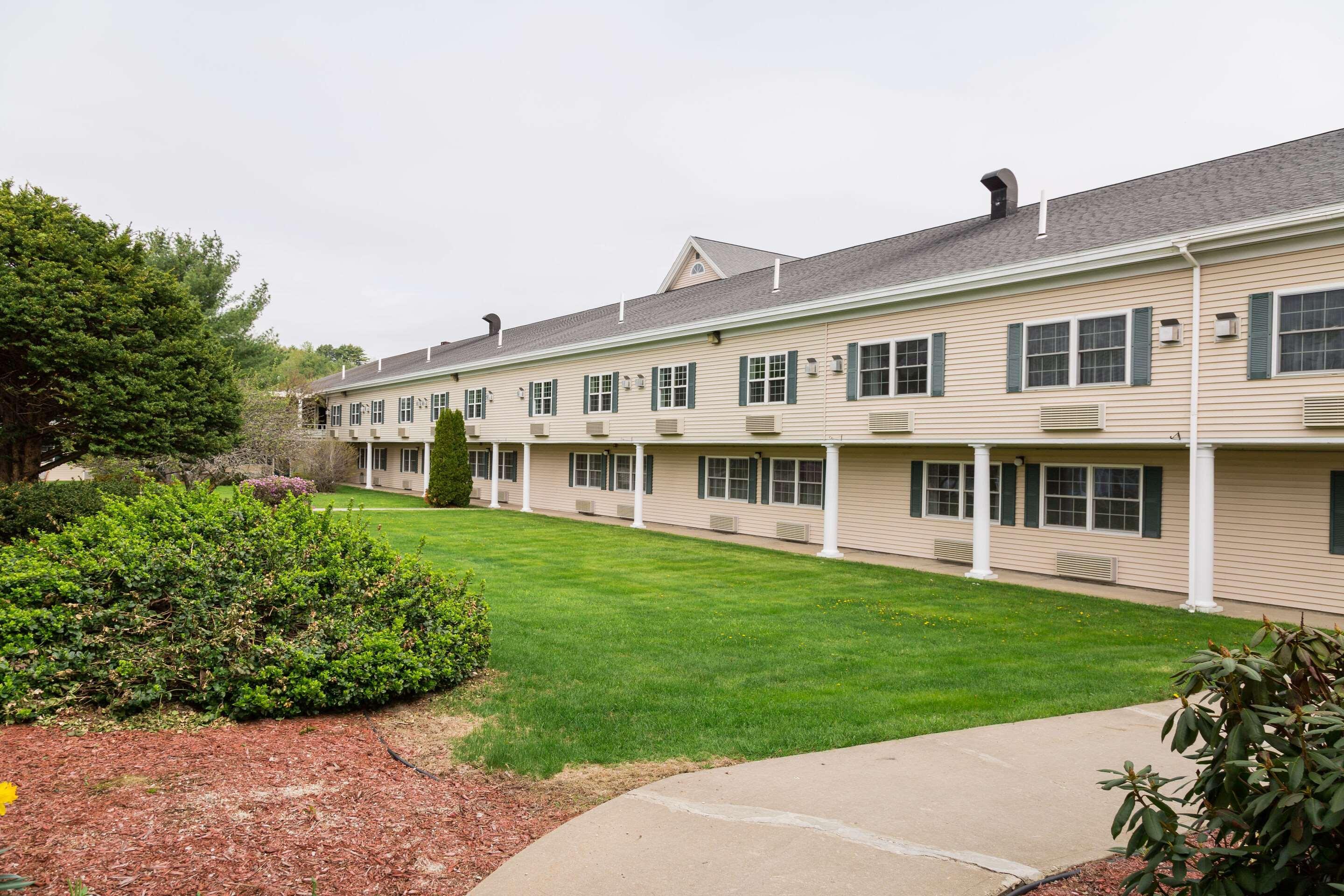 Fireside Inn & Suites Auburn Lewiston Exterior foto