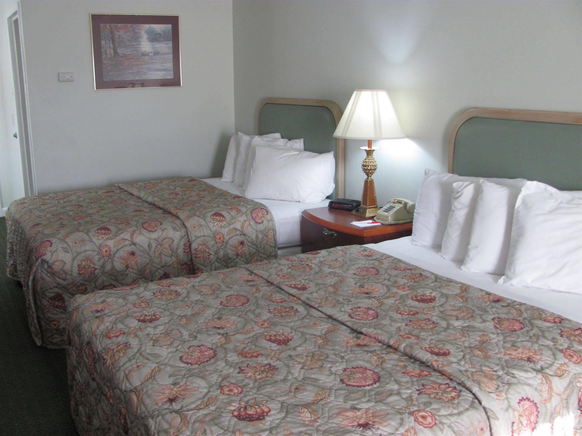 Fireside Inn & Suites Auburn Lewiston Exterior foto